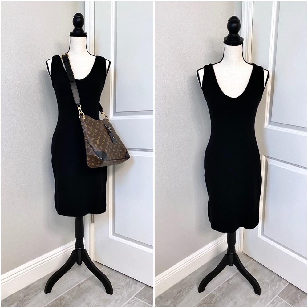 G.A.S. CO. Black Sleeveless Knitted Dress